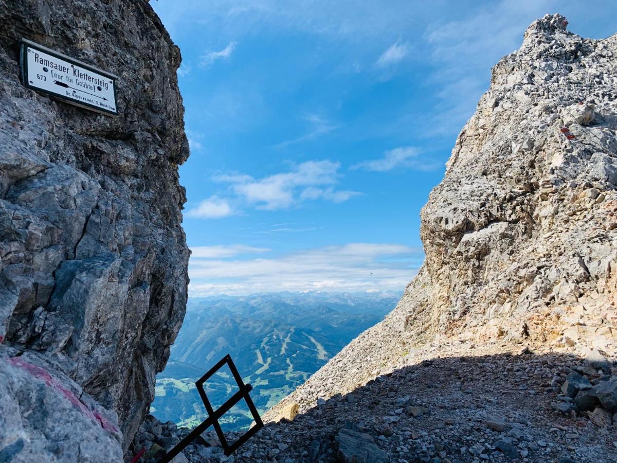 Bergkristallhaus Ramsau am Dachstein Bagian luar foto