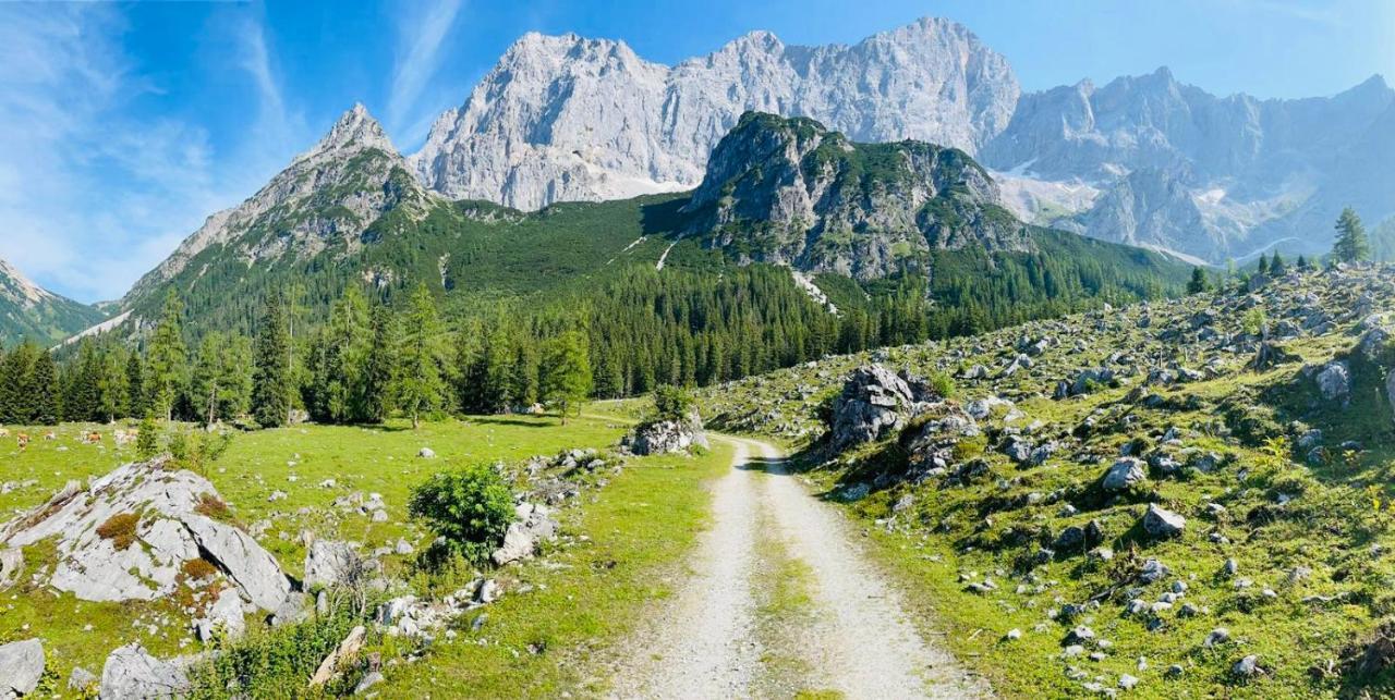 Bergkristallhaus Ramsau am Dachstein Bagian luar foto