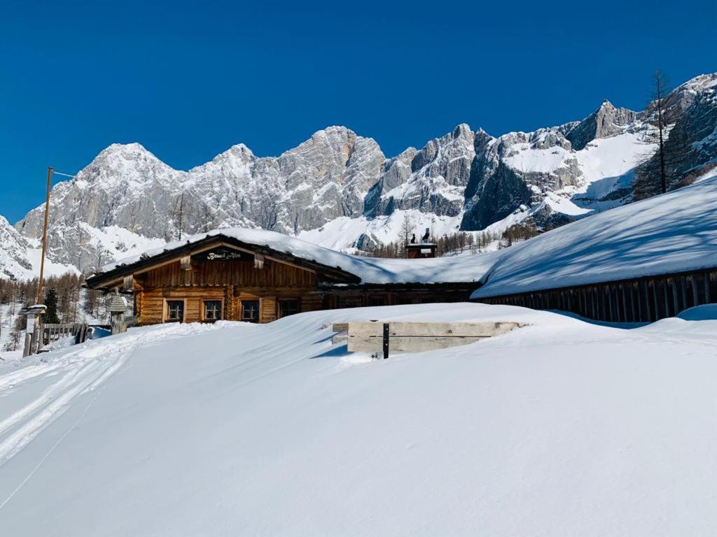 Bergkristallhaus Ramsau am Dachstein Bagian luar foto